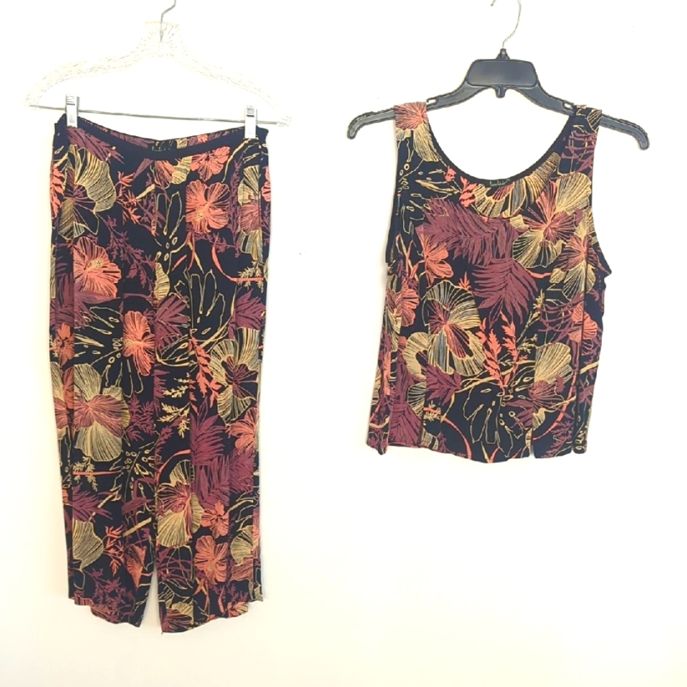Loco Lindo Floral Sleeveless Top and Pants Set